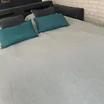 Appartement Grand Dans Résidence Avec Piscine Hyères