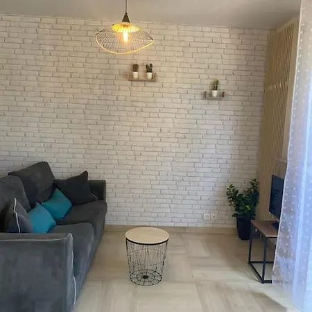 Apartment Grand Dans Avec Piscine Hyeres