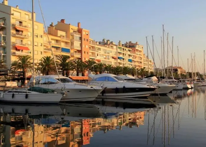 Apartman Grand Dans Avec Piscine *