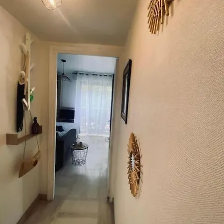 Апартаменты Grand Dans Avec Piscine *