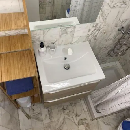 Апартаменты Grand Dans Avec Piscine Йер