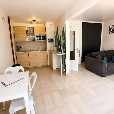 Lejlighed Grand Dans Avec Piscine *