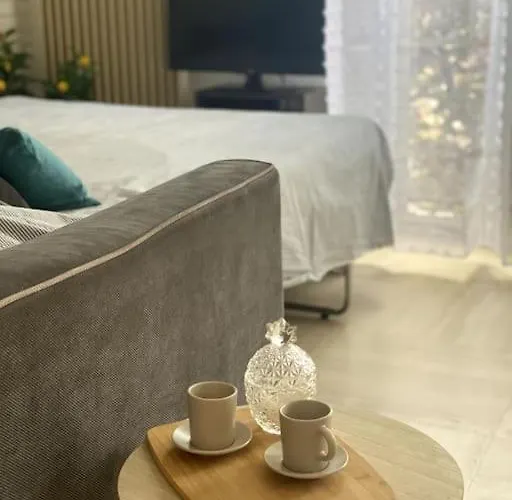 Grand Dans Avec Piscine